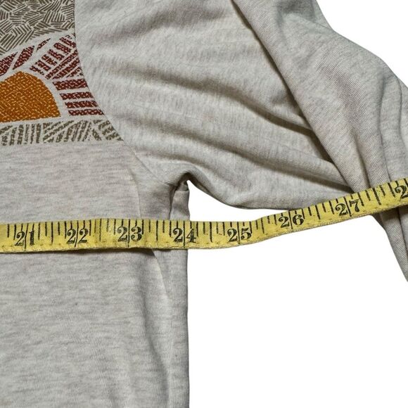 PrAna Men's Beige Long Sleeve Crew Neck T-Shirt Spell Out Sleeve Size XXL - Picture 6 of 8